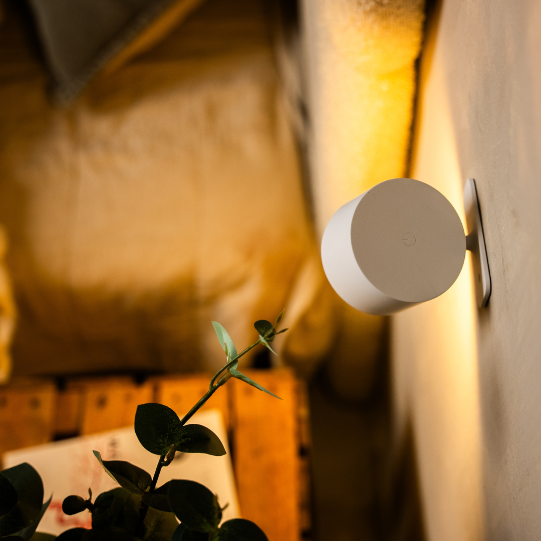 Wireless Wall Lamp | Create an elegant ambiance anywhere in seconds — no wires, no tools needed