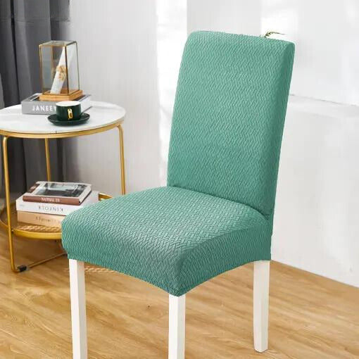 Stoelhoezen met stretch | Geef je oude stoelen direct een gloednieuwe uitstraling