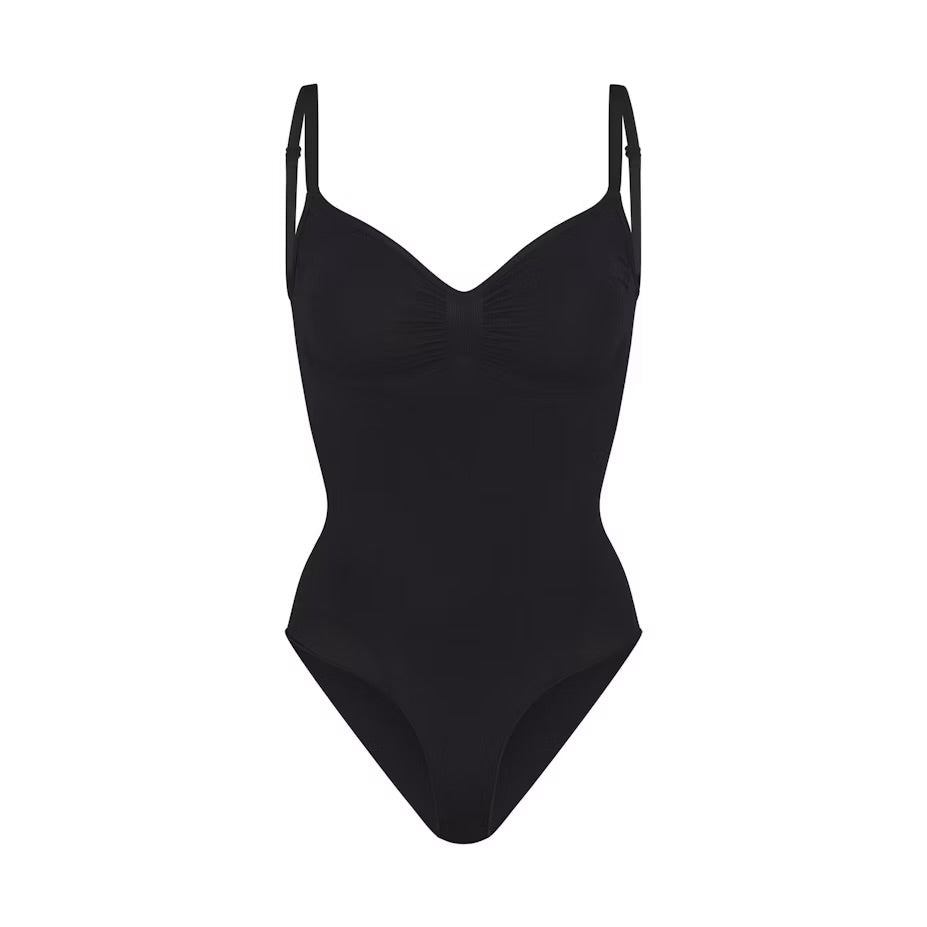 Figurformande bodysuit